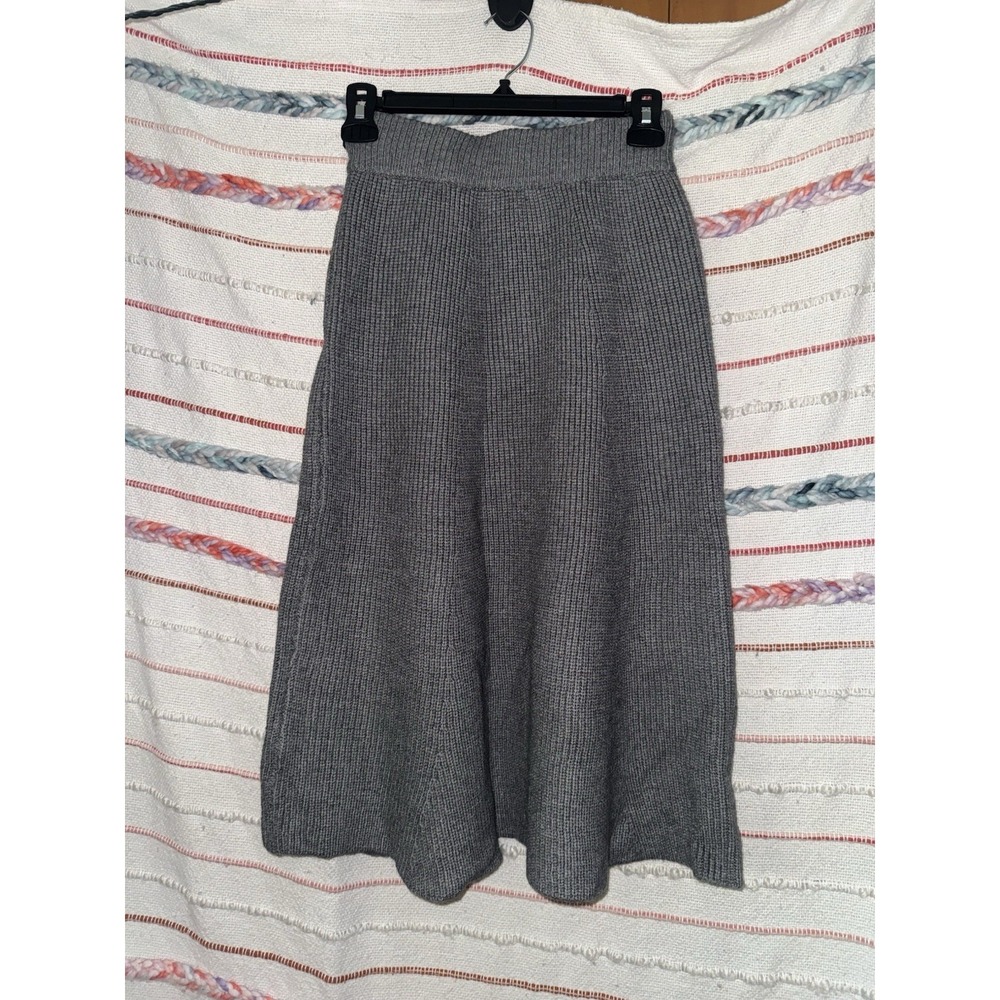 Pol Women Size S Gray And White Striped A-Line Pull-On Skirt‎